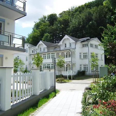Apartment Strandnahe In Zentraler Aber Ruhiger Lage In Amanda Nr 09 Binz